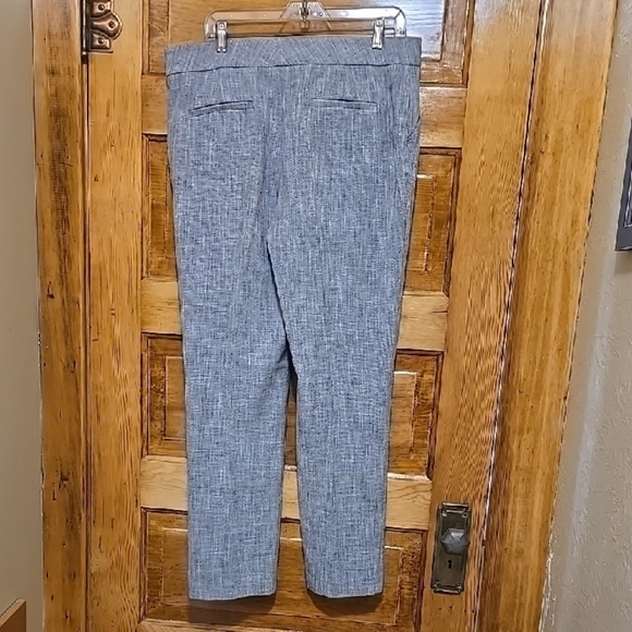 Investments Women's Stylish Gray Pants 14R - Picture 4 of 4